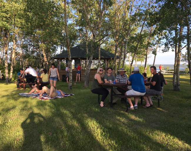 Sun Hills Resort Outdoor Party
